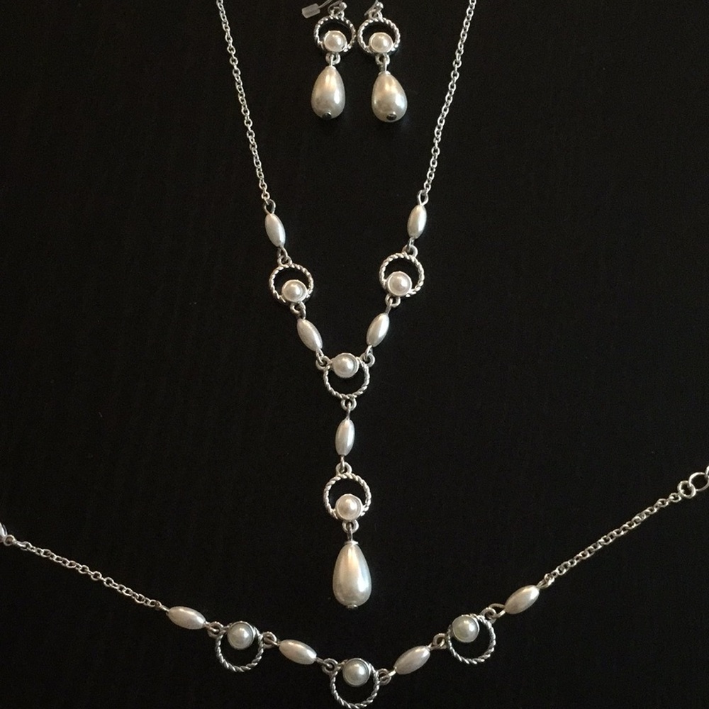 Avon Three Piece Jewelry Set